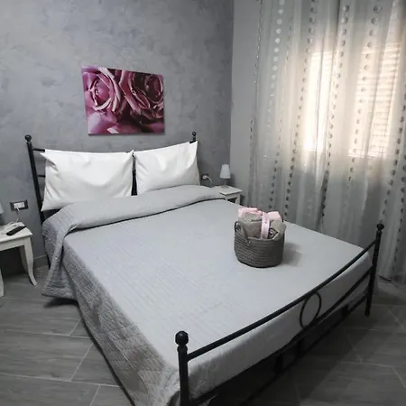 Couette-café Cavirani 3*