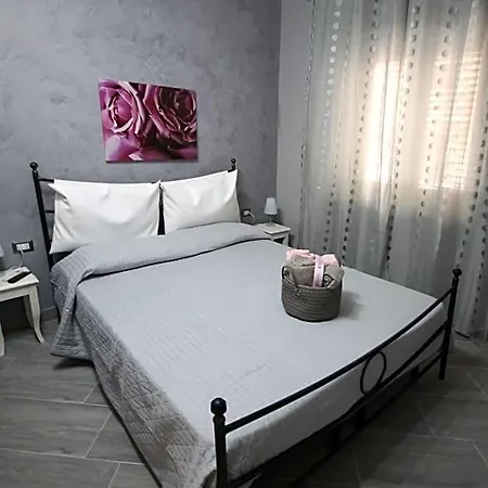 Cavirani Bed & Breakfast
